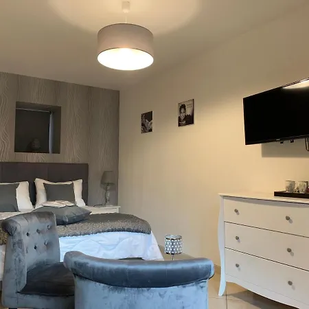 La Biche Au Bois Piscine Chauffee Jacuzzi Σπίτι διακοπών Cazals (Lot)