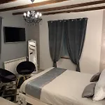 Nyaraló La Biche Au Bois Piscine Chauffee Jacuzzi Cazals