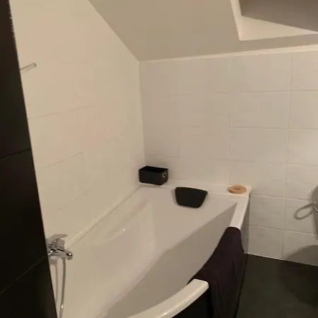 Holiday home La Biche Au Bois Piscine Chauffee Jacuzzi Cazals (Lot)