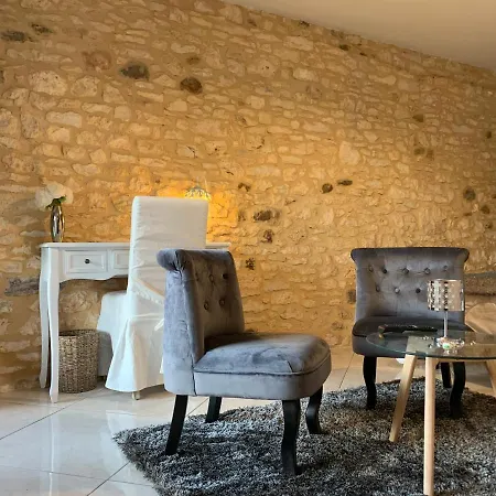 La Biche Au Bois D Hôtes Cazals (Lot)