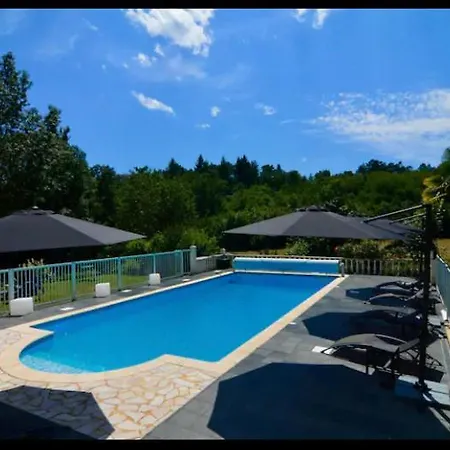 Feriehus La Biche Au Bois Piscine Chauffee Jacuzzi