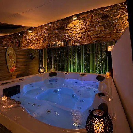 La Biche Au Bois Piscine Chauffee Jacuzzi * Cazals (Lot)