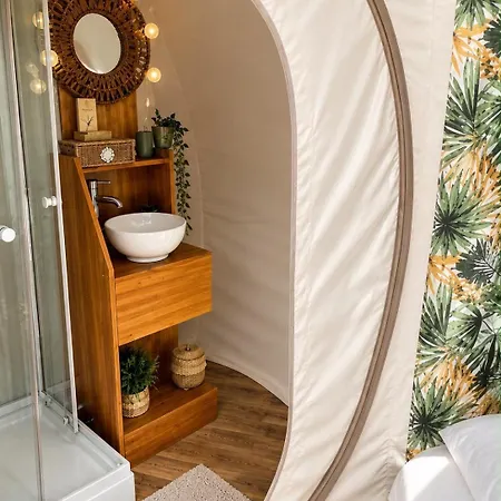 Nyaraló La Biche Au Bois Piscine Chauffee Jacuzzi Cazals