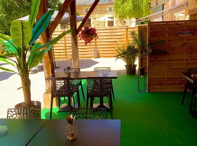 La Biche Au Bois Piscine Chauffee Jacuzzi